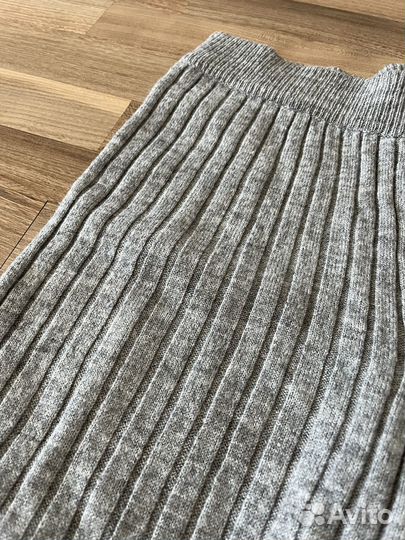 Трикотажный костюм кофта и штаны