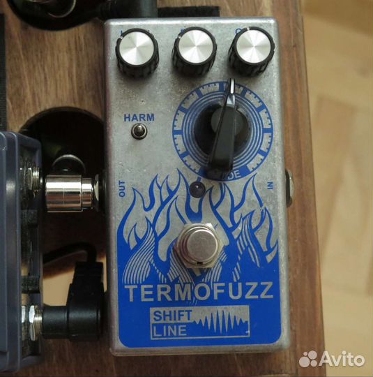 Педаль эффектов фузз termofuzz shift line