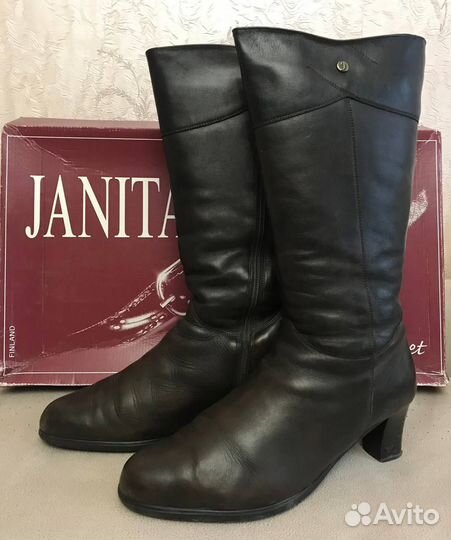 Зимние сапоги Janita 40 размер