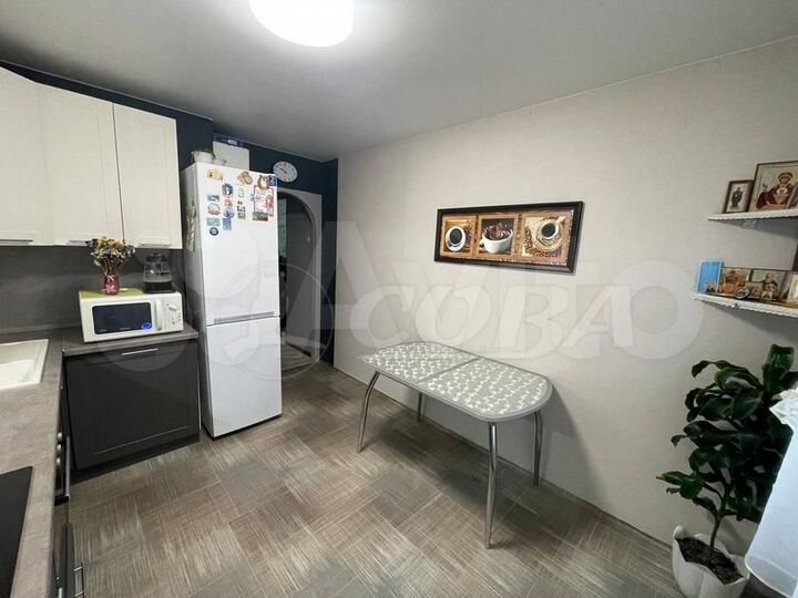 2-к. квартира, 60,8 м², 10/10 эт.