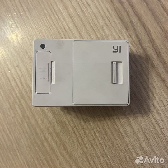 Экшн камера xiaomi yi