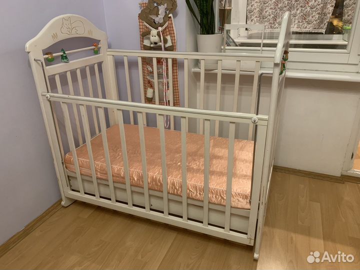 Детская кроватка