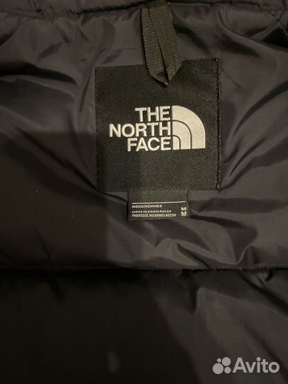 The North Face 1996 Nuptse 700