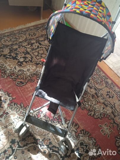 Прогулочная коляска трость