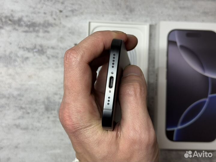 iPhone 16 Pro, 256 ГБ