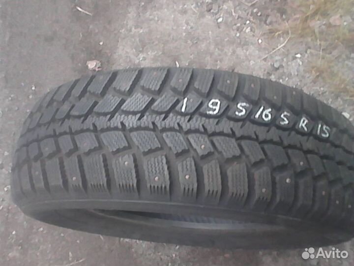 Kumho I'Zen Wis KW19 195/65 R15