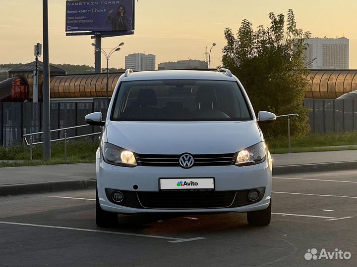 Volkswagen Touran, 2010