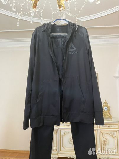Спортивный костюм мужской Reebok