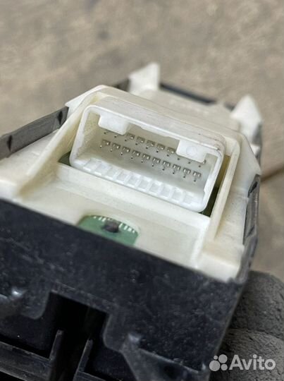 Блок стеклоподъемников Toyota LC Prado 150