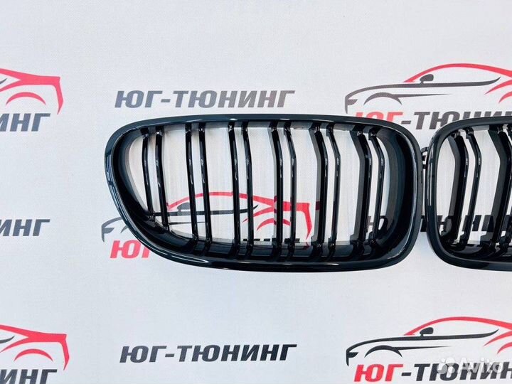 Решетка на BMW 5 F10 в стиле M черная глянцевая