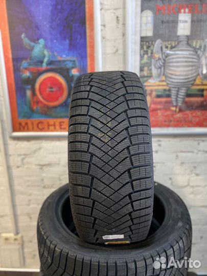Pirelli Ice Zero FR 255/45 R20 105H