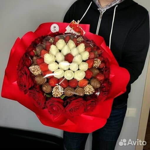 Букет из клубники и клубники в шоколаде