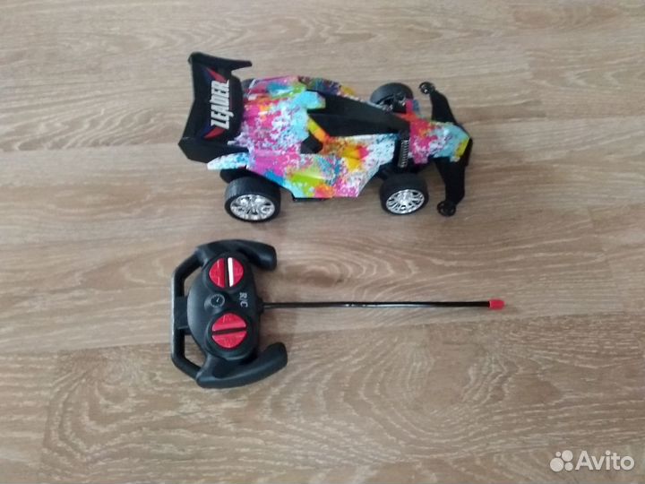 Радиоуправляемая машина дрифт