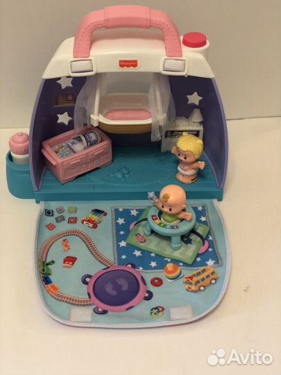 Игровой домик от Fisher price