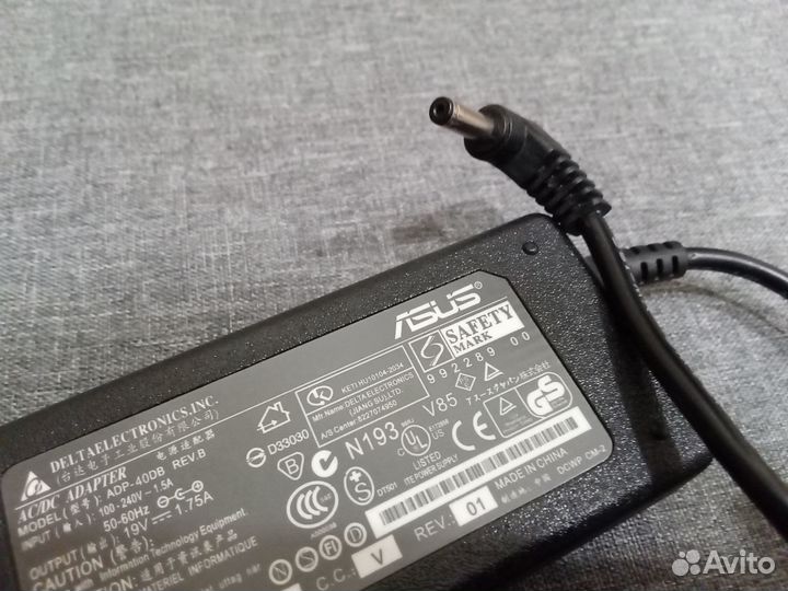 Зарядка для ноутбука Asus VivoBook F201E, Q200E