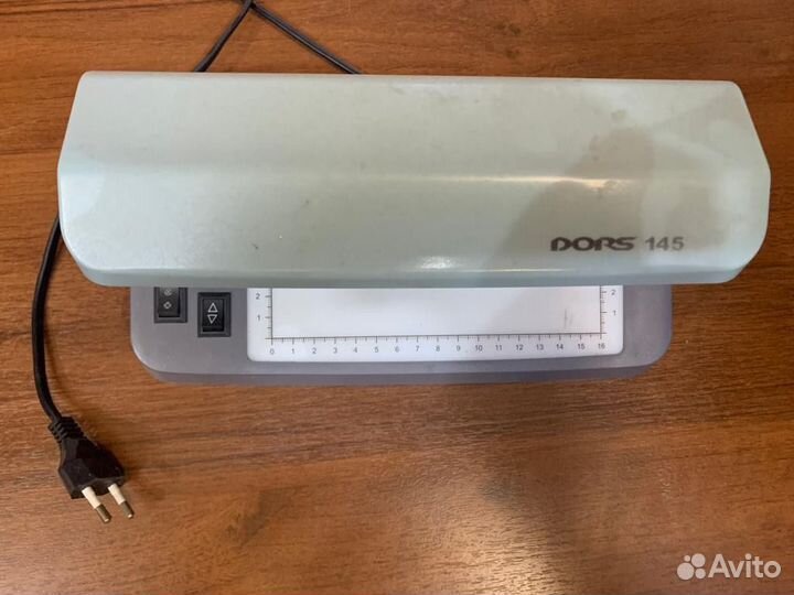 Апарат для проверки банкнот