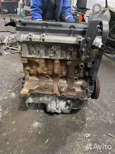 Двигатель Renault Kangoo K9K 702 1.5 DCI Delphi