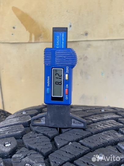 Continental ContiIceContact 215/55 R17