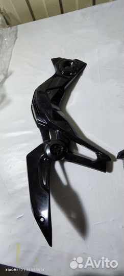 Накладка на раму Kawasaki Z900 22-24