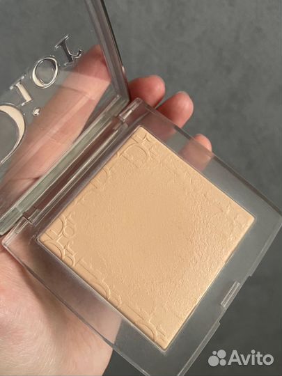 Пудра Dior Backstage Make up for ever hd
