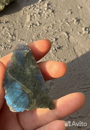 Лабрадорит