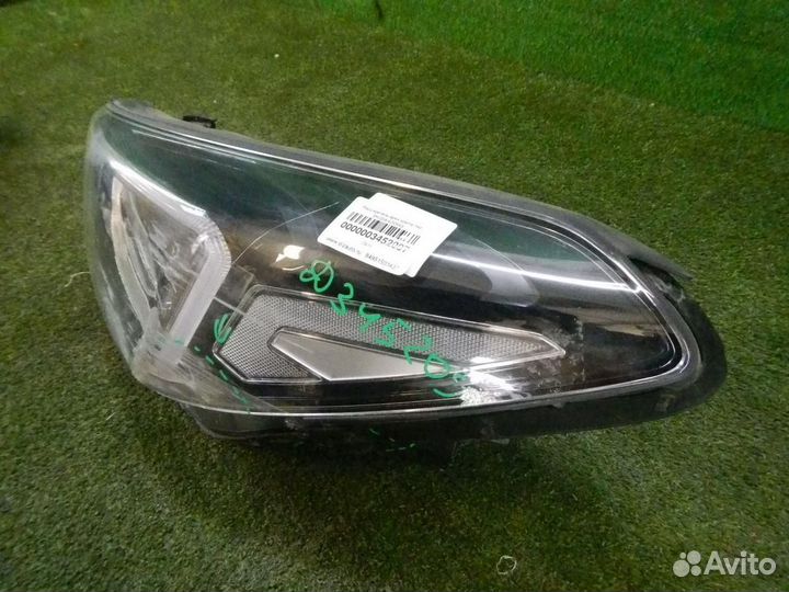 Фара левая Hyundai Tucson