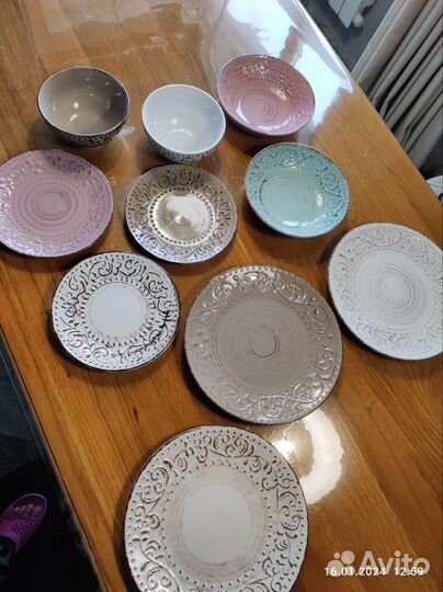 Набор столовой посуды тарелка супница салатники