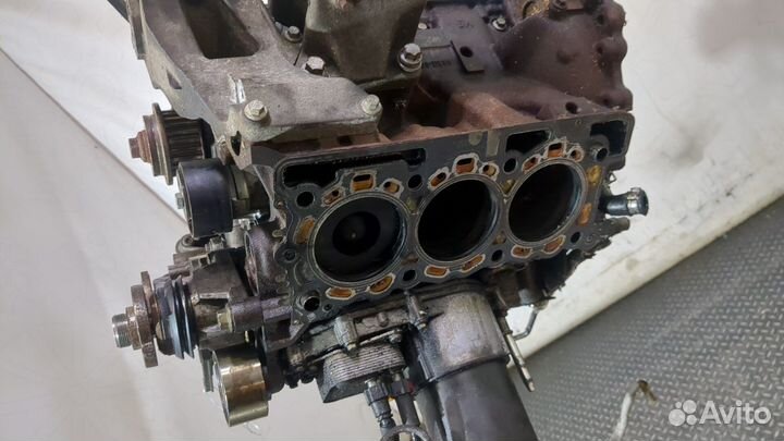 Блок цилиндров Land Rover Discovery 3 276DT 2.7 Дизель, 2005