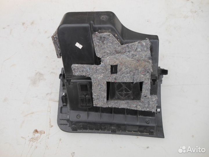 Бардачок салонный пассажирский Citroen C4 II 2014г