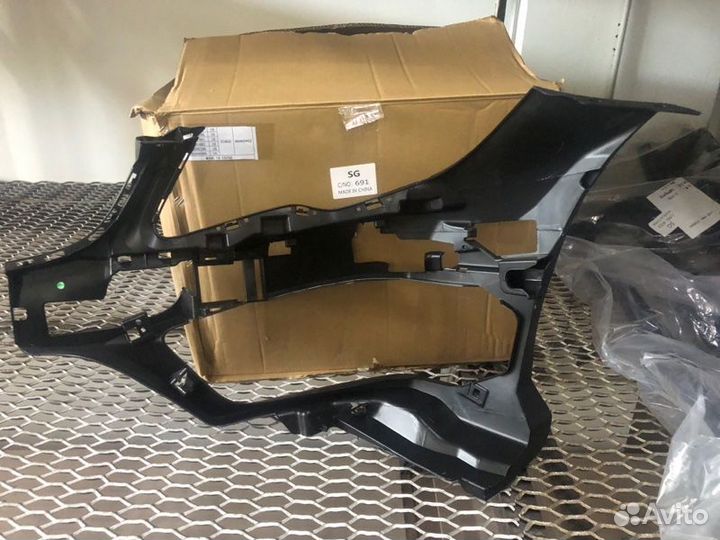 Каркас бампера правый Mercedes-Benz E W207