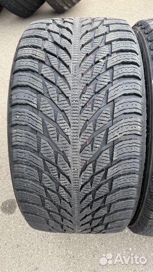 Nokian Tyres Hakkapeliitta R3 SUV 265/45 R20 и 295/40 R20