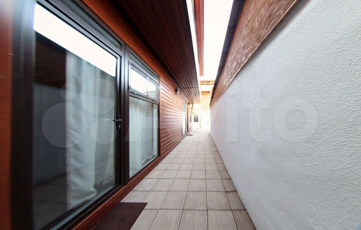 Комната 15 м² в > 9-к., 1/2 эт.