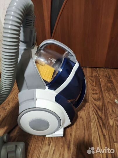 Пылесос LG 2000w