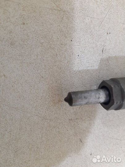 Форсунка топливная Toyota Land Cruiser 200
