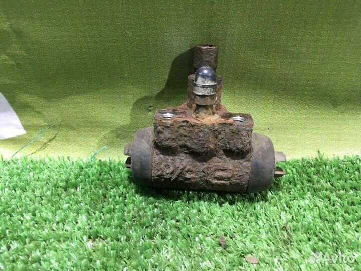 Цилиндр тормозной задний Nissan Tiida Latio SC11