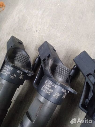 Мерседес спринтер.A6460700300.дизель форсунка