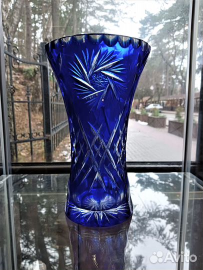 Вазы из цветного хрусталя, Германия