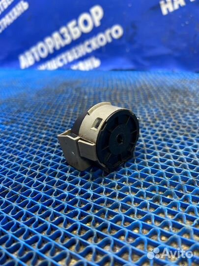 Контактная группа Ford Focus 1 седан ezda 2001