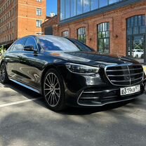 Аренда Mercedes-Benz S-class W223 с водителем