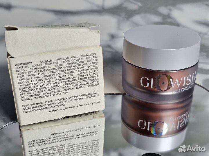 Праймер без силиконов Huda Beauty GloWish