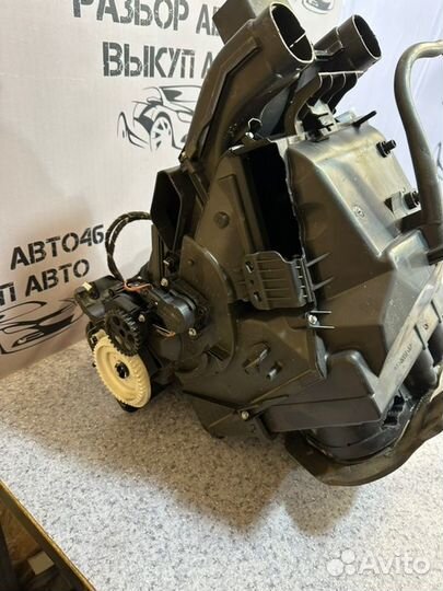 Корпус печки Opel Insignia седан 2.0 A20NFT 2012