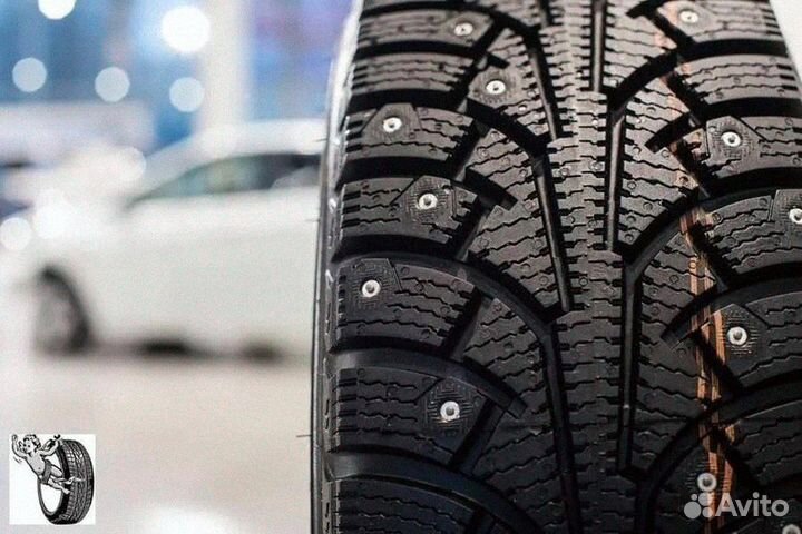 Kumho WinterCraft Ice Wi32 215/60 R17