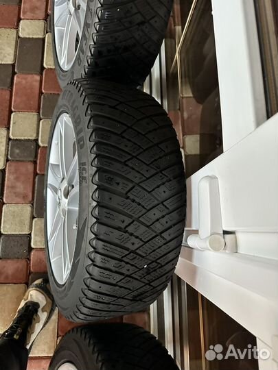 Зимний комплект mazda 3 205/55/16