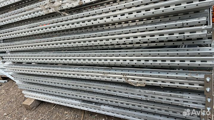 Складские фронтальные стеллажи