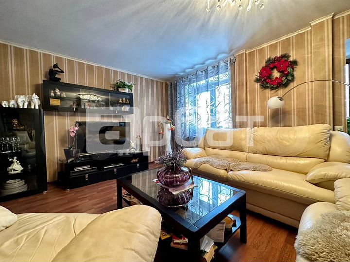 4-к. квартира, 126 м², 6/6 эт.