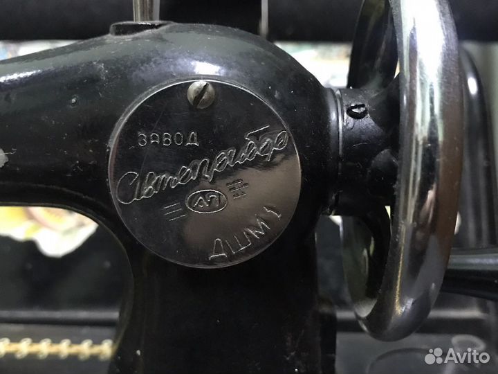 Детская швейная машинка