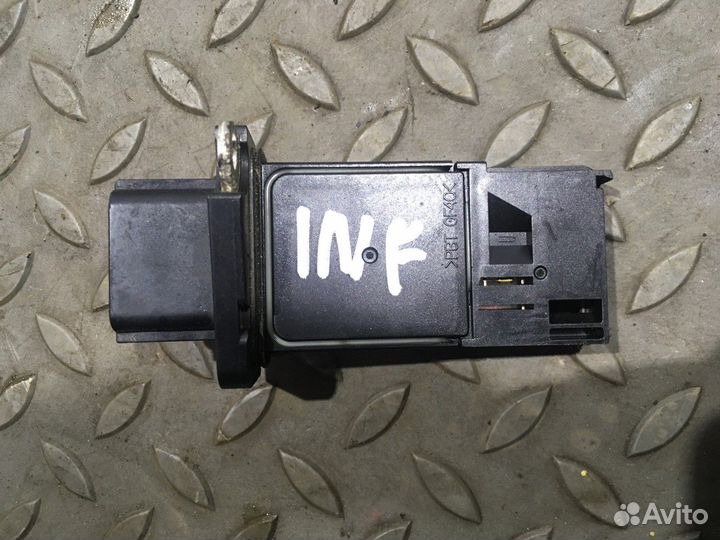 Датчик массового расхода воздуха дмрв