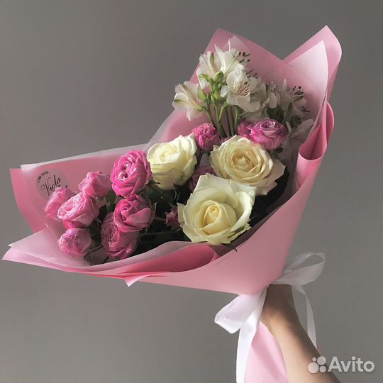 Кустовые розы альстромерии доставка цветы