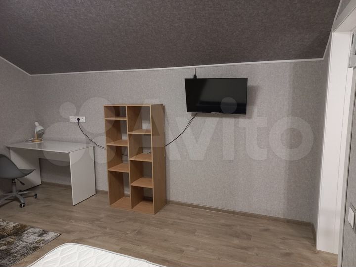 Комната 17 м² в 4-к., 3/3 эт.