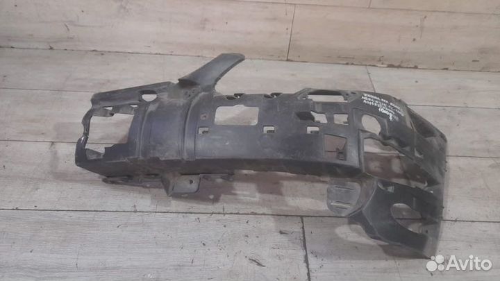 Кронштейн бампера передний левый Mercedes C 216 C